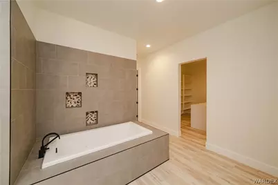 2393 Iroquois Drive, Kingman, AZ 86401 - Photo 51