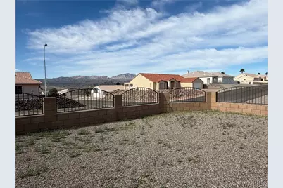 2416 N Ridge Avenue, Bullhead City, AZ 86429 - Photo 7