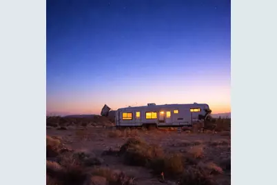 13811 S Alan Road, Yucca, AZ 86438 - Photo 1