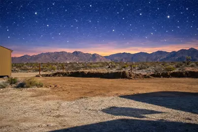 13811 S Alan Road, Yucca, AZ 86438 - Photo 7