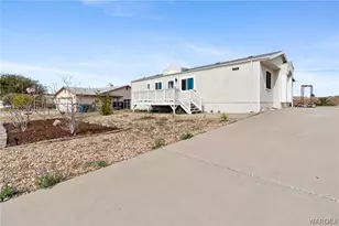 1098 Copper Dr, Bullhead City, AZ 86442 - Photo 5