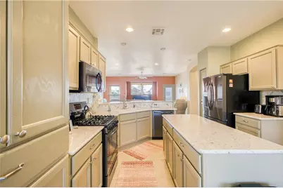 2348 Shooting Star Drive, Bullhead City, AZ 86442 - Photo 9