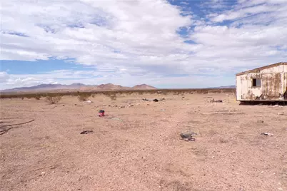 11256 N Florence Road, Dolan Springs, AZ 86441 - Photo 11