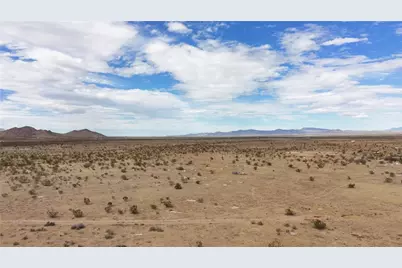 11256 N Florence Road, Dolan Springs, AZ 86441 - Photo 31