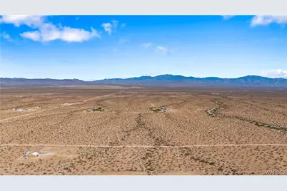 3597 S Jade Road, Golden Valley, AZ 86413 - Photo 15