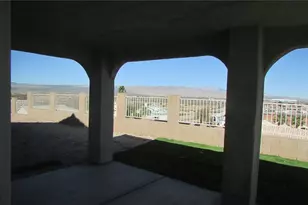 1523 Ilona Dr, Bullhead City, AZ 86442 - Photo 13