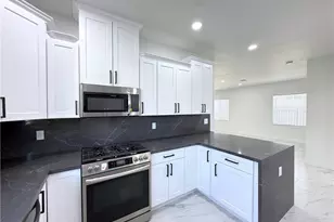 2111 Bermuda Dr, Bullhead City, AZ 86442 - Photo 11