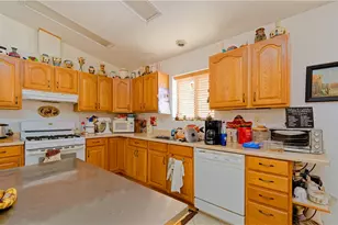 49544 Turquoise Avenue, Quartzsite, AZ 85346 - Photo 9