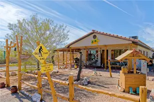 49544 Turquoise Avenue, Quartzsite, AZ 85346 - Photo 17