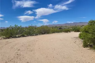 5397 N Cordes Rd, Golden Valley, AZ 86413 - Photo 21