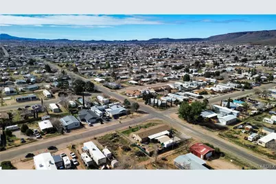 2391 E Thompson Avenue, Kingman, AZ 86409 - Photo 9