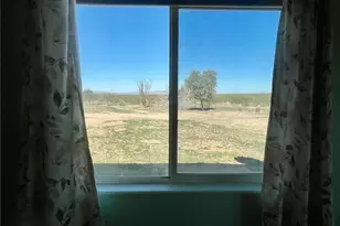 21477 S Sundance Kid Rd, Yucca, AZ 86438 - Photo 33