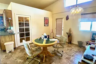 21477 S Sundance Kid Rd, Yucca, AZ 86438 - Photo 19