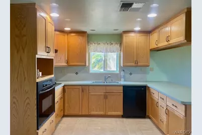 21477 S Sundance Kid Road, Yucca, AZ 86438 - Photo 43