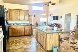 21477 S Sundance Kid Rd, Yucca, AZ 86438 - Photo 15