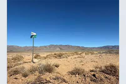 Lot W2 334-05-068A, Kingman, AZ 86401 - Photo 1