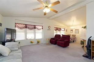 49566 Topaz Ave, Quartzsite, AZ 85346 - Photo 5