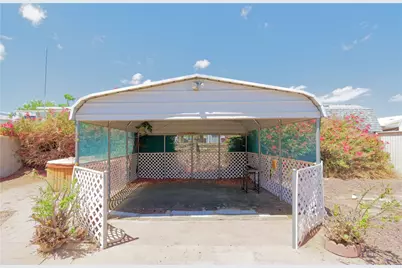 49566 Topaz Avenue, Quartzsite, AZ 85346 - Photo 21