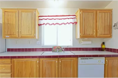 49566 Topaz Avenue, Quartzsite, AZ 85346 - Photo 11