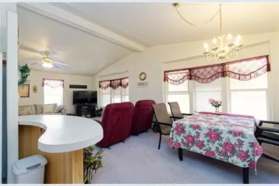 49566 Topaz Avenue, Quartzsite, AZ 85346 - Photo 9