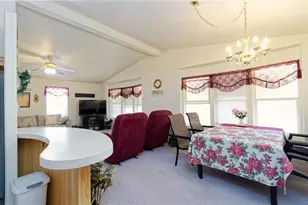 49566 Topaz Ave, Quartzsite, AZ 85346 - Photo 9