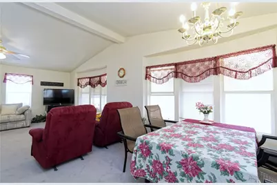 49566 Topaz Avenue, Quartzsite, AZ 85346 - Photo 9