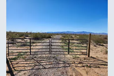 207-24-052A W Cielo Road, Yucca, AZ 86438 - Photo 9