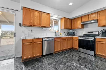 941 Sandy Beach Drive, Bullhead City, AZ 86442 - Photo 9