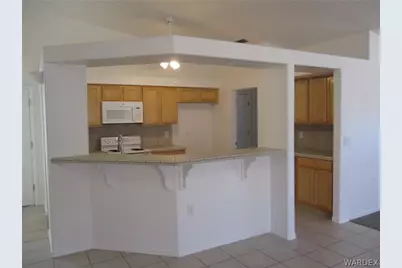 3780 Coyote Ct, Bullhead City, AZ 86442 - Photo 5