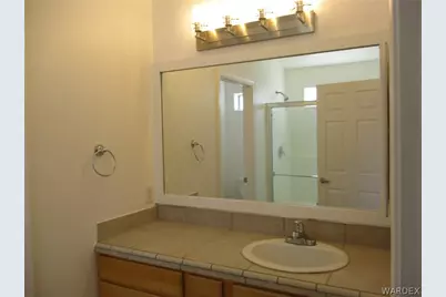 3870 Coyote Ct, Bullhead City, AZ 86442 - Photo 13