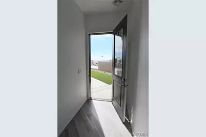 3383 Sunbeam Drive, Bullhead City, AZ 86429 - Photo 5