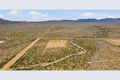 6490 W Hermit Drive, Golden Valley, AZ 86413 - Photo 9