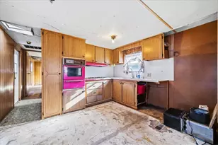 2120 Buccaneer Dr, Bullhead City, AZ 86442 - Photo 11