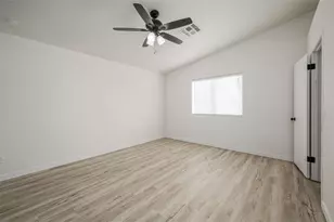 8063 S Carob Dr, Mohave Valley, AZ 86440 - Photo 23