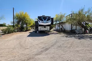 730 N Tesota Ln, Quartzsite, AZ 85346 - Photo 11