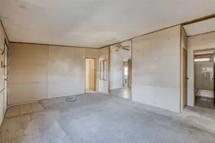 1924 Montclair Dr, Bullhead City, AZ 86442 - Photo 7