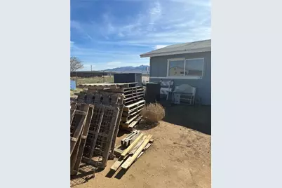 3151 E Butler Avenue, Kingman, AZ 86409 - Photo 11