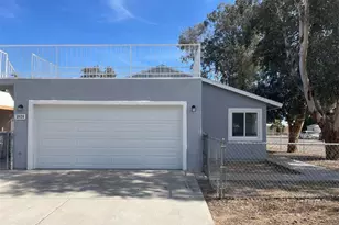 1820 Riverside Dr, Bullhead City, AZ 86442 - Photo 3