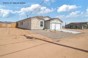 5875 W Burro Dr, Golden Valley, AZ 86413 - Photo 7