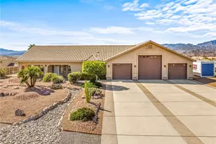 3259 S Ridge Ave, Bullhead City, AZ 86429 - Photo 1