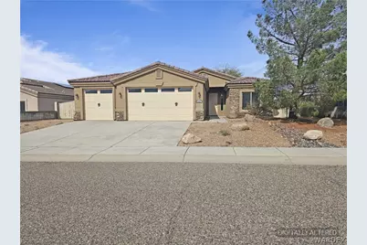 3323 Karen Avenue, Kingman, AZ 86401 - Photo 1