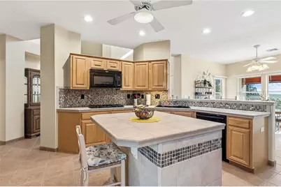 2682 Camino Del Rio Drive, Bullhead City, AZ 86442 - Photo 11