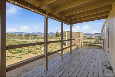 6153 W Collins Drive, Golden Valley, AZ 86413 - Photo 11