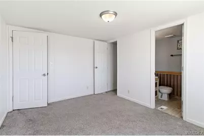 6153 W Collins Drive, Golden Valley, AZ 86413 - Photo 17