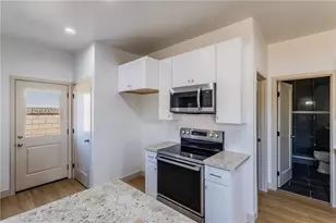 370 Riverfront Dr, Bullhead City, AZ 86442 - Photo 9