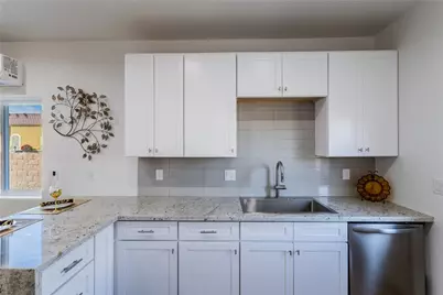 370 Riverfront Dr, Bullhead City, AZ 86442 - Photo 11