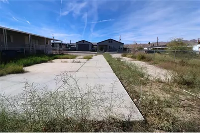 1788 Granada Drive, Bullhead City, AZ 86442 - Photo 9