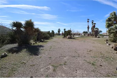 3008 W McConnico Road, Golden Valley, AZ 86413 - Photo 25