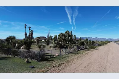 3008 W McConnico Road, Golden Valley, AZ 86413 - Photo 13