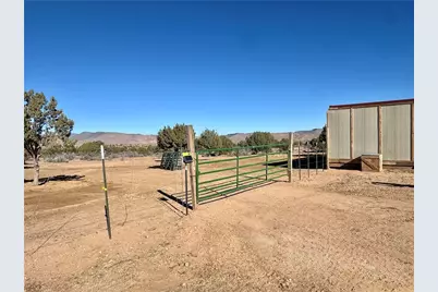 6806 N Frerichs Ranch Road, Hackberry, AZ 86411 - Photo 5